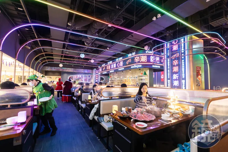 รีวิวระบบโทรศัพท์หาเพื่อนใหม่และเมนูวัตถุดิบพรีเมียม