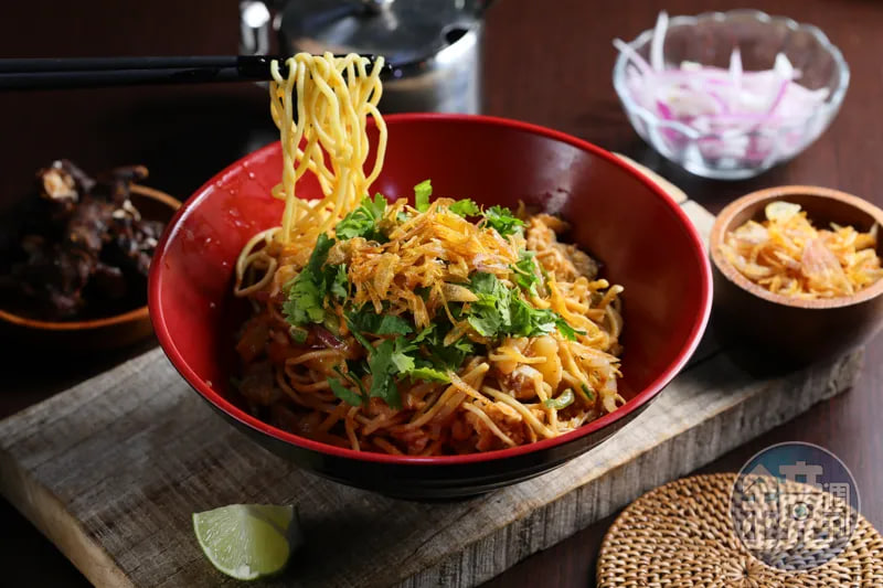 ฮ่องกงในมุมมองใหม่: นั่งรถรางเปิดประทุนกับ McDull