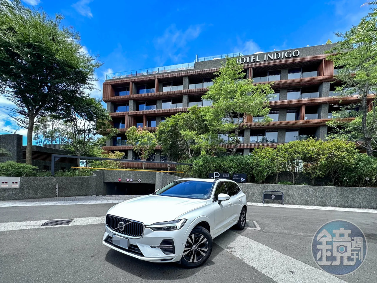 เที่ยวอาลีซานฉบับคนขี้เกียจ! พักห้องธีมพิเศษที่ Hotel Indigo Alishan พร้อมรับสิทธิ์ขับรถ VOLVO ฟรี 1 วัน แพ็กเกจที่พักรวมอาหาร 2 มื้อและรถเช่าสุดคุ้ม